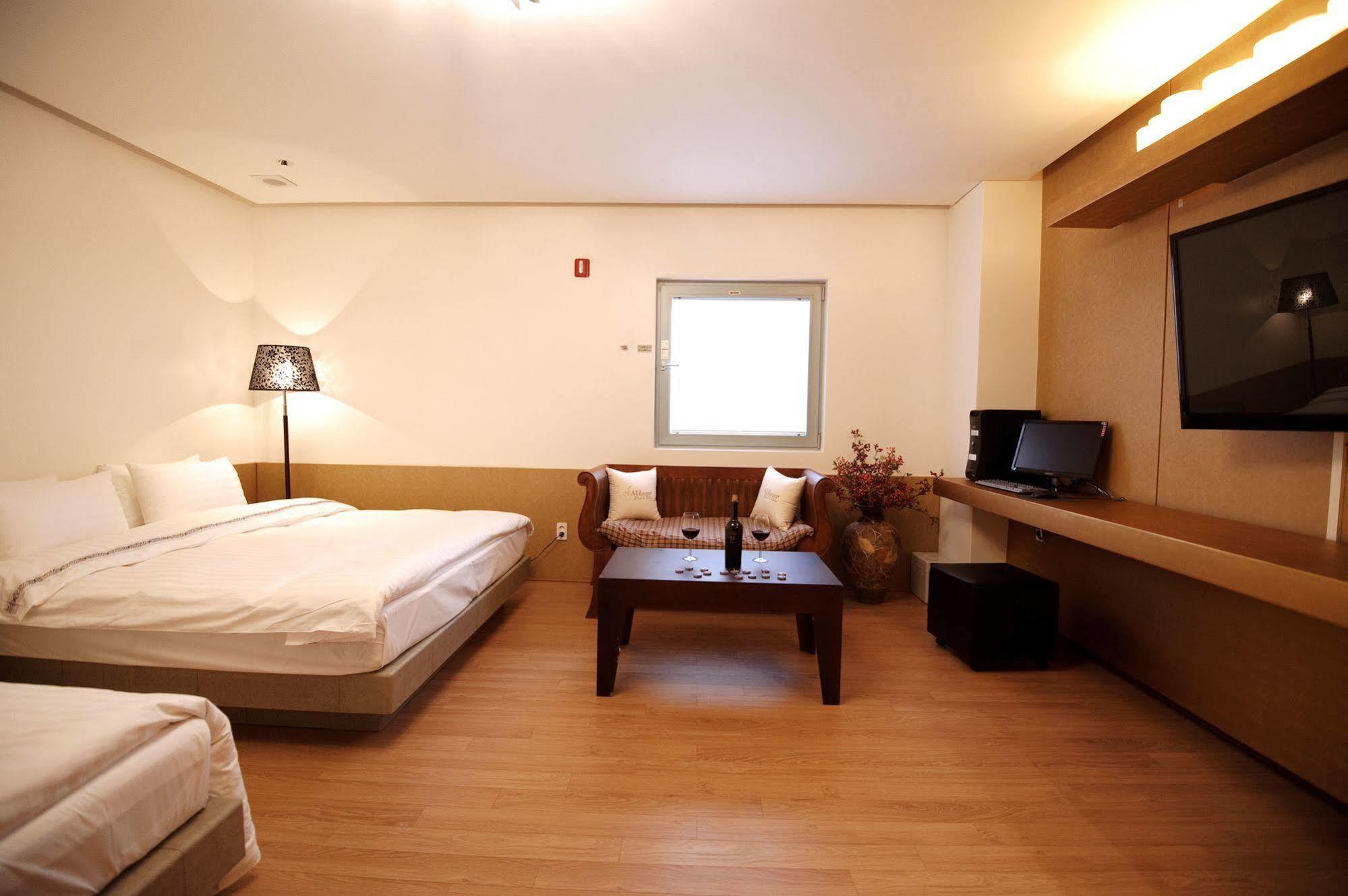 Jeonju Jazz Around Hotel Εξωτερικό φωτογραφία
