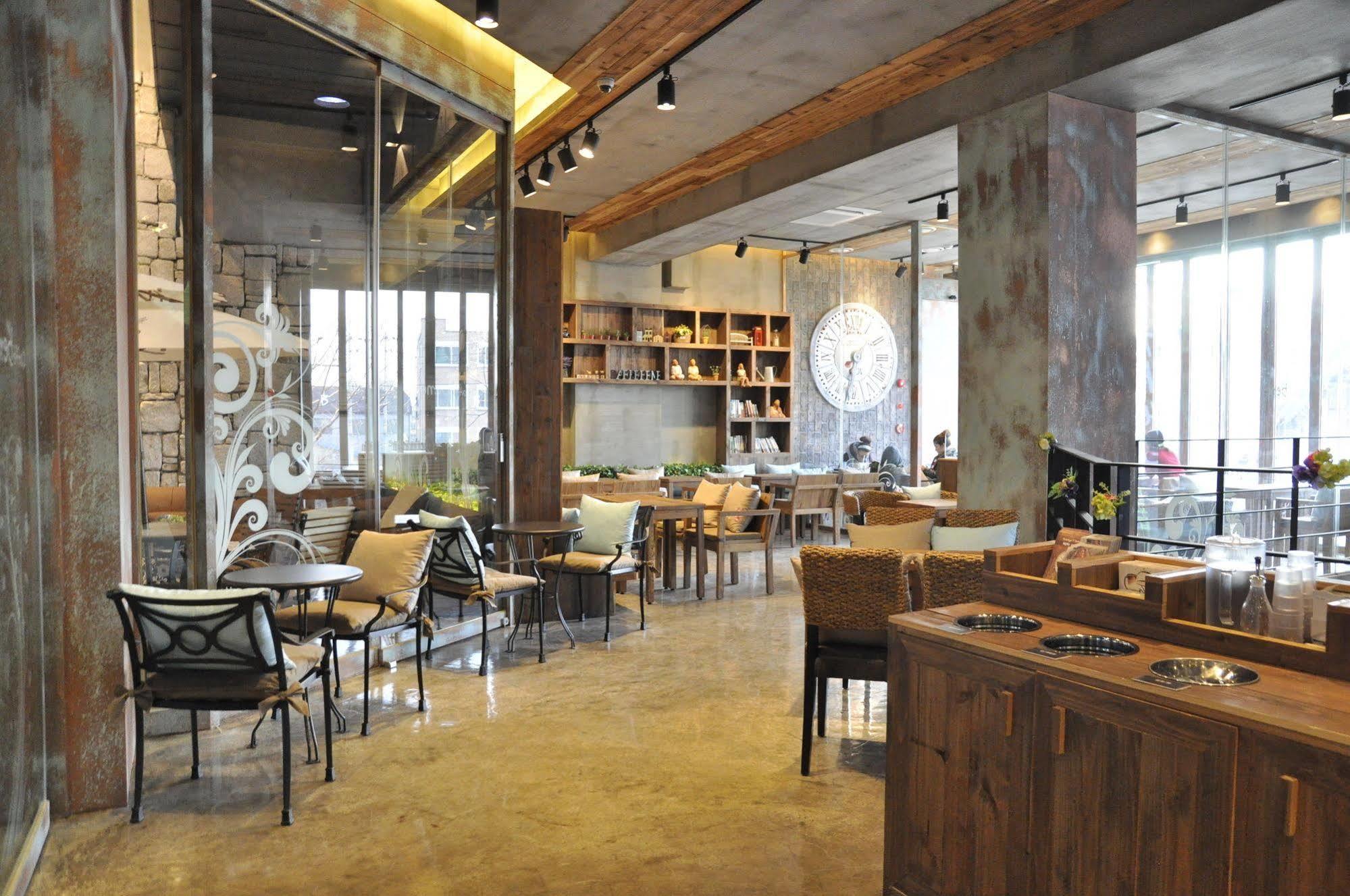 Jeonju Jazz Around Hotel Εξωτερικό φωτογραφία